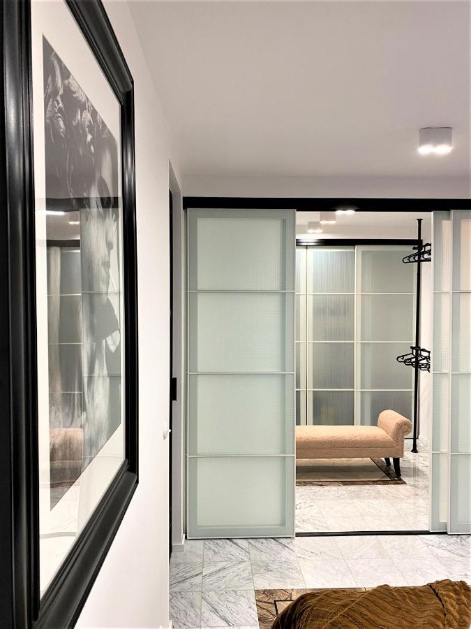 Design+Luxus Apartment Im Zentrum! +Netflix Varsovia Exterior foto