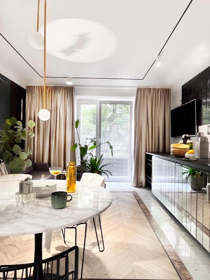 Design+Luxus Apartment Im Zentrum! +Netflix Varsovia Exterior foto