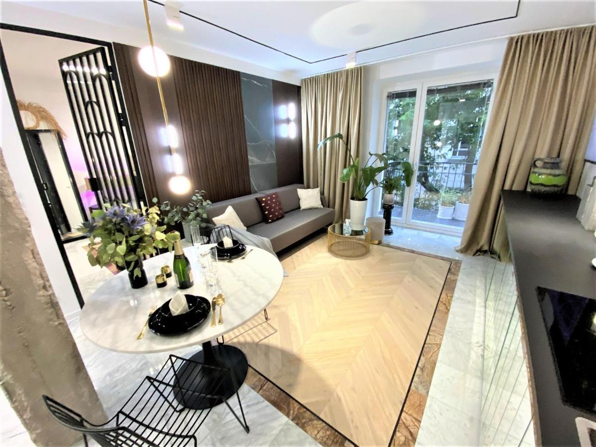 Design+Luxus Apartment Im Zentrum! +Netflix Varsovia Exterior foto