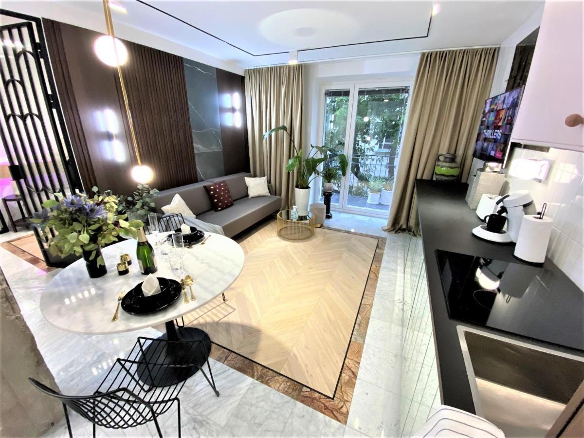 Design+Luxus Apartment Im Zentrum! +Netflix Varsovia Exterior foto