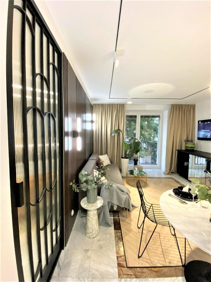 Design+Luxus Apartment Im Zentrum! +Netflix Varsovia Exterior foto