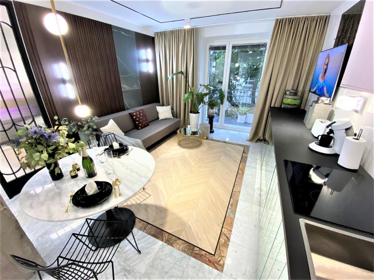 Design+Luxus Apartment Im Zentrum! +Netflix Varsovia Exterior foto