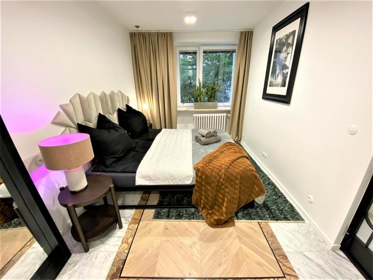 Design+Luxus Apartment Im Zentrum! +Netflix Varsovia Exterior foto
