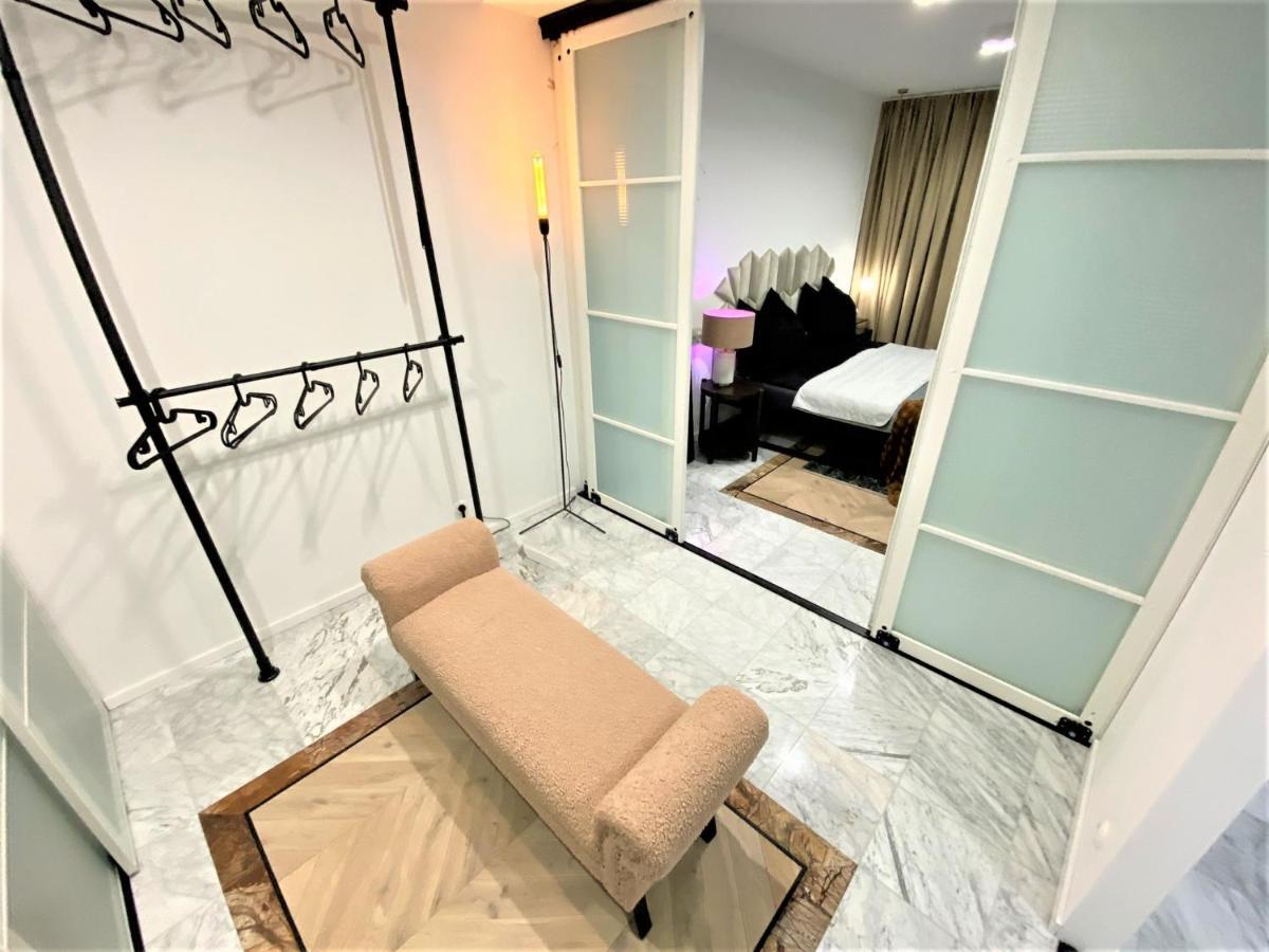 Design+Luxus Apartment Im Zentrum! +Netflix Varsovia Exterior foto