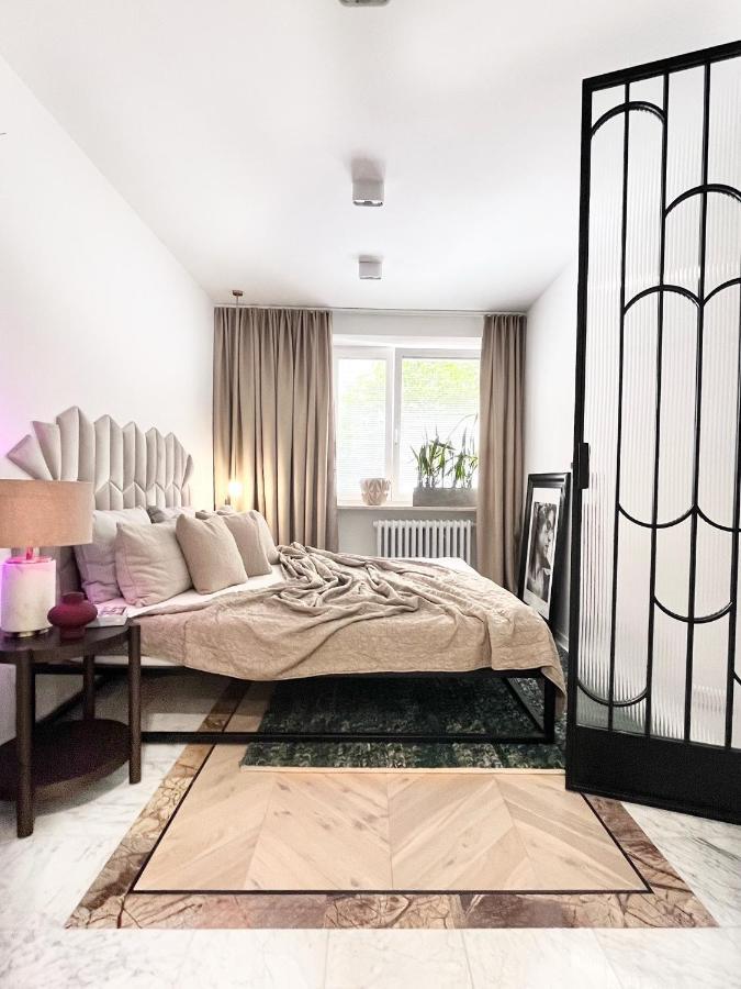 Design+Luxus Apartment Im Zentrum! +Netflix Varsovia Exterior foto
