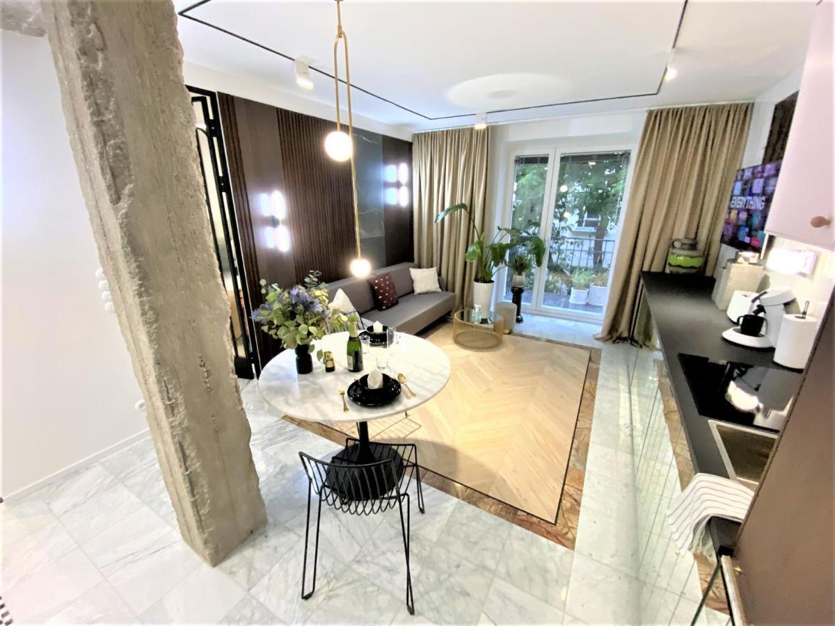 Design+Luxus Apartment Im Zentrum! +Netflix Varsovia Exterior foto